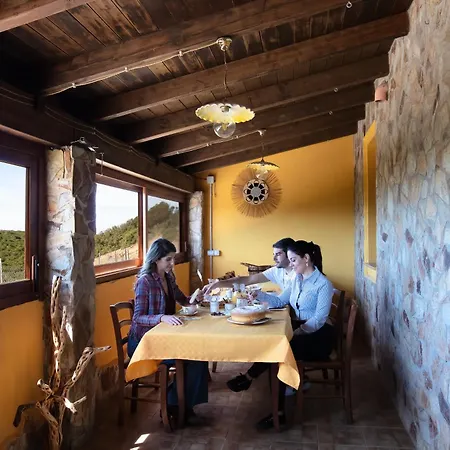 Agroturismo L'aquila Arbus