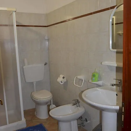 L'aquila ファームステイ *