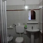 奎拉旅馆 * 阿勃丝