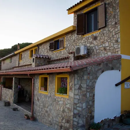 L'aquila Séjour à la ferme Arbus
